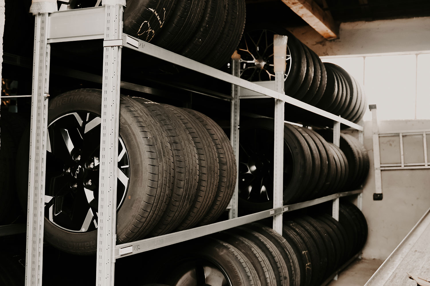 reifeneinlagerung-autohaus-eichriedler-gundertshausen-1